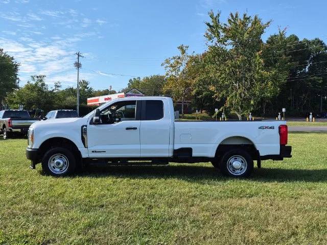Used 2023 White Ford XL image 10