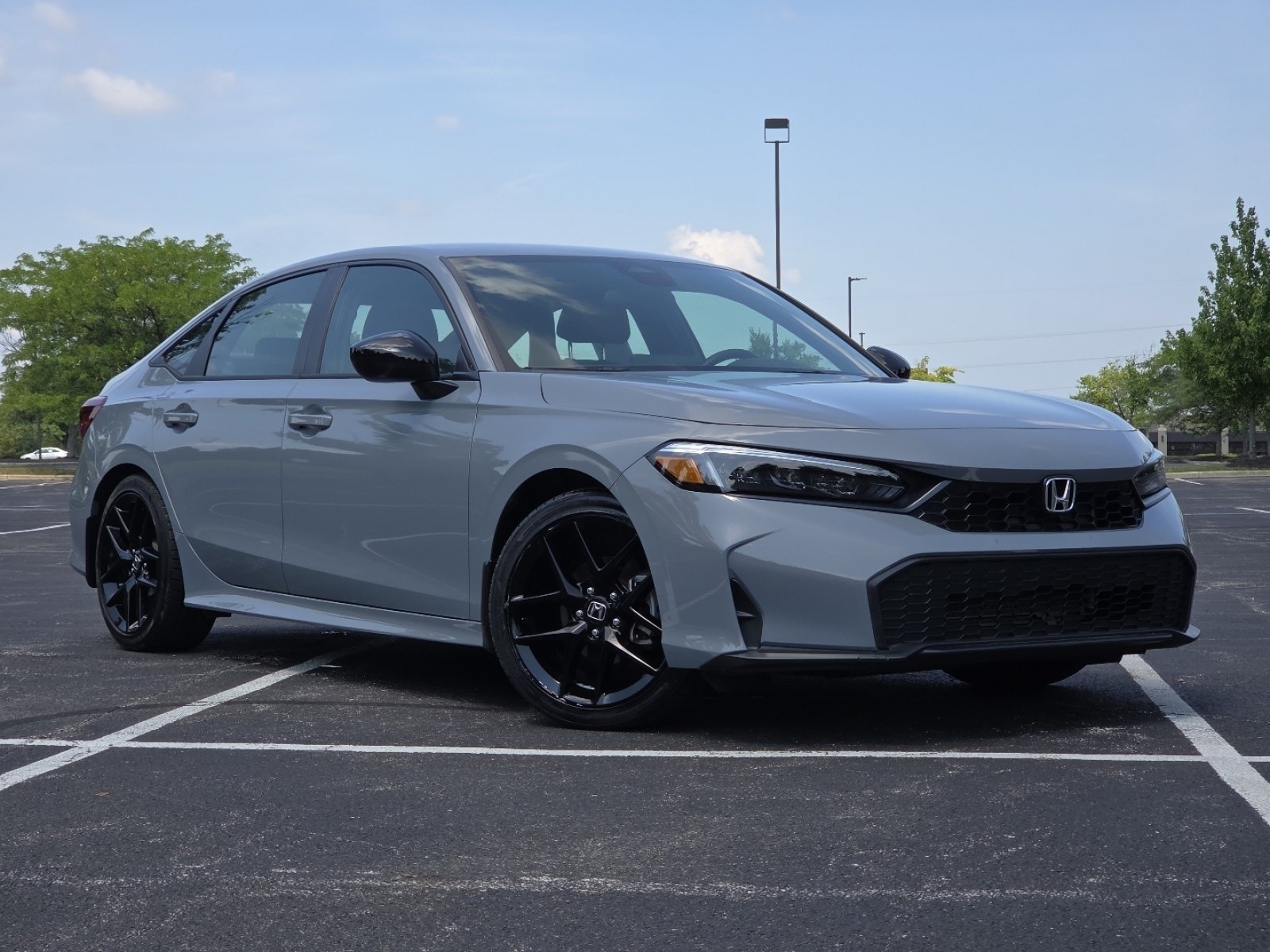 Certified Used 2025 Urban Gray Pearl Honda Sport image 2