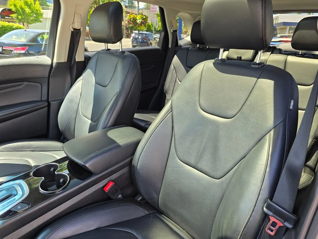 Used 2015 Red Ford Titanium image 21