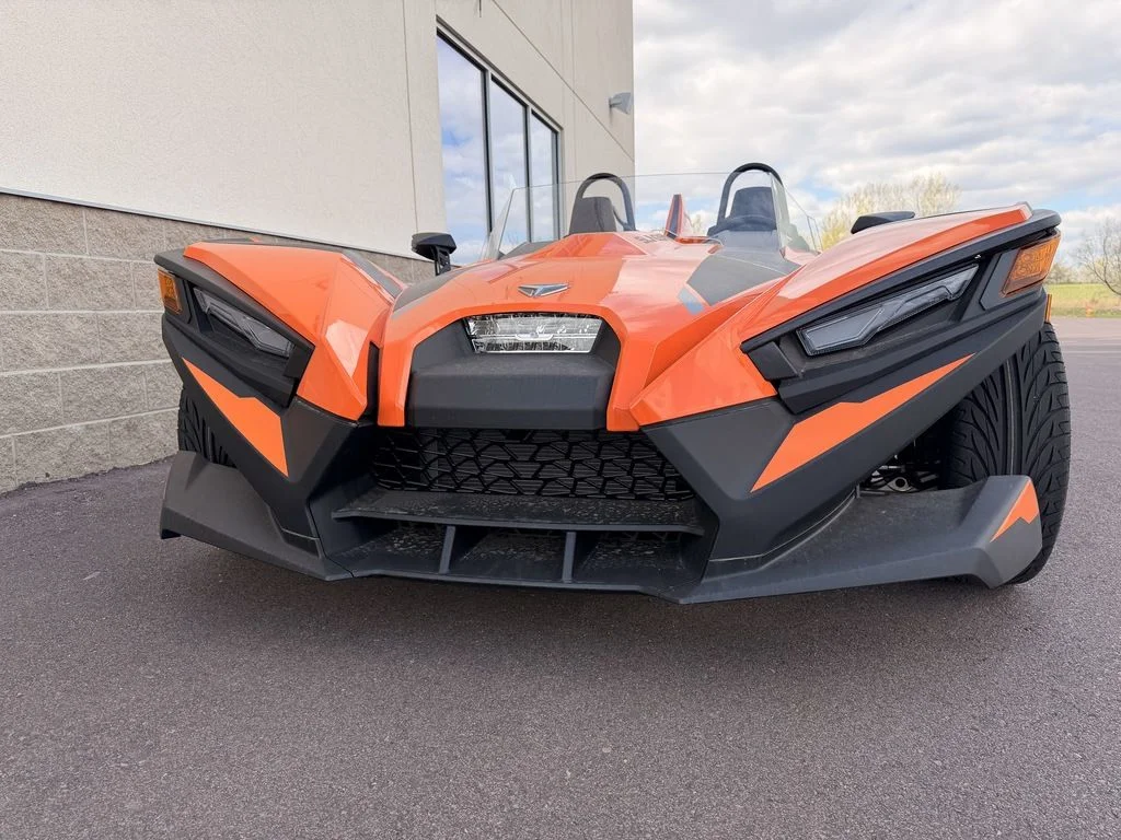 New 2026 ORANGE Polaris Slingshot  image 4