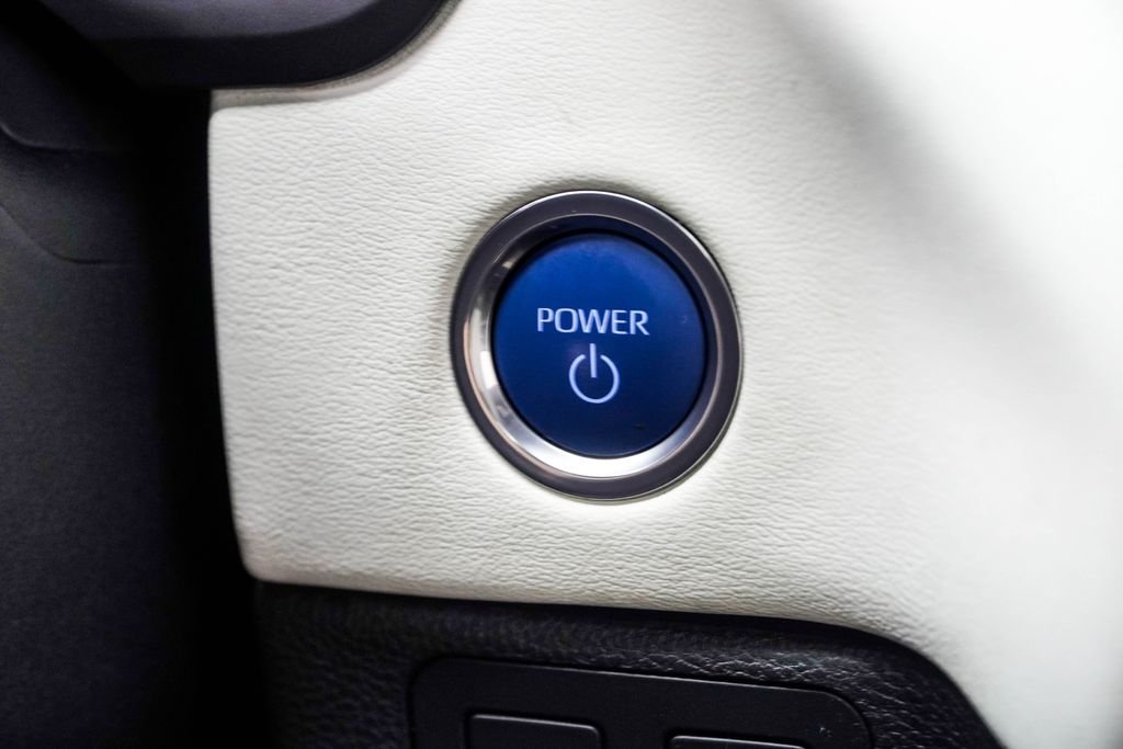 Used 2022 Blue Toyota Capstone image 32