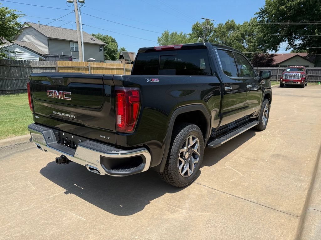 New 2026 Onyx Black GMC SLT image 5
