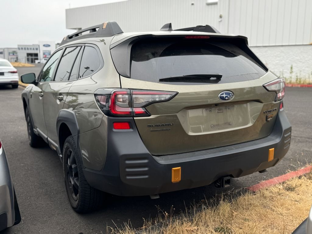 Used 2023 Autumn Green Metallic Subaru Wilderness image 2