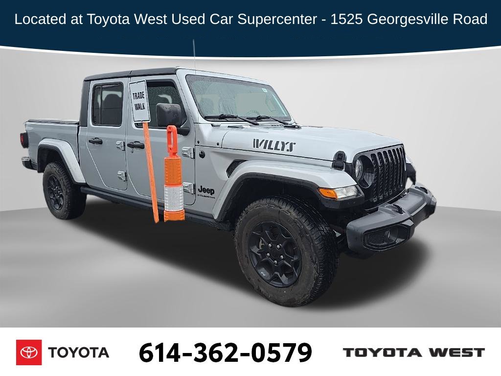 Used 2023 Silver Jeep Willys image 1
