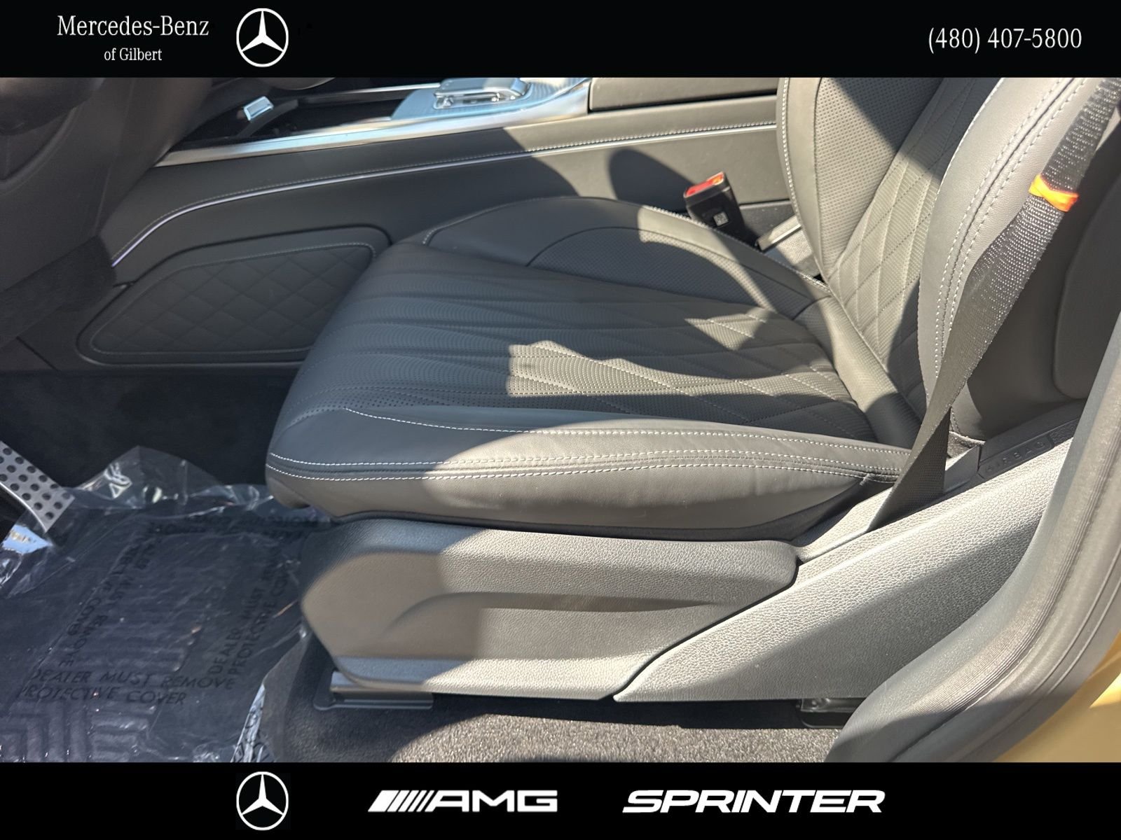 New 2025 MANUFAKTUR Desert Sand non-metallic Mercedes-Benz G 580 image 15