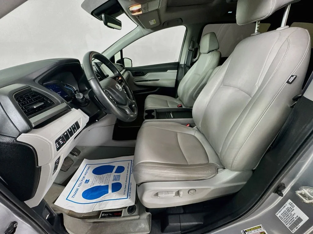 Certified Used 2019 Silver Honda EX-L image 27