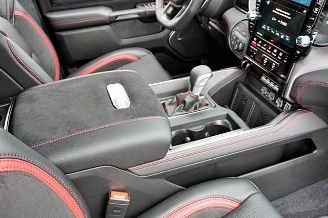 New 2026 Diamond Black Crystal Pearl-Coat Exterior Paint RAM RHO image 14