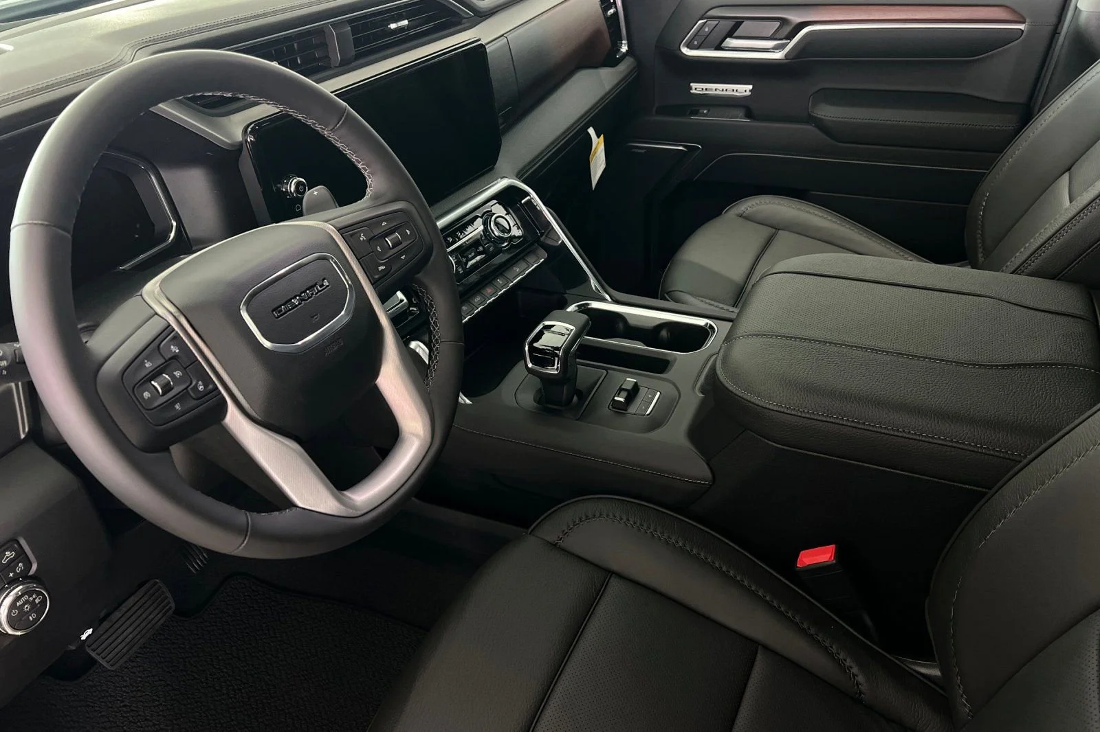 2026 GMC Sierra 1500 Denali - Photo 8