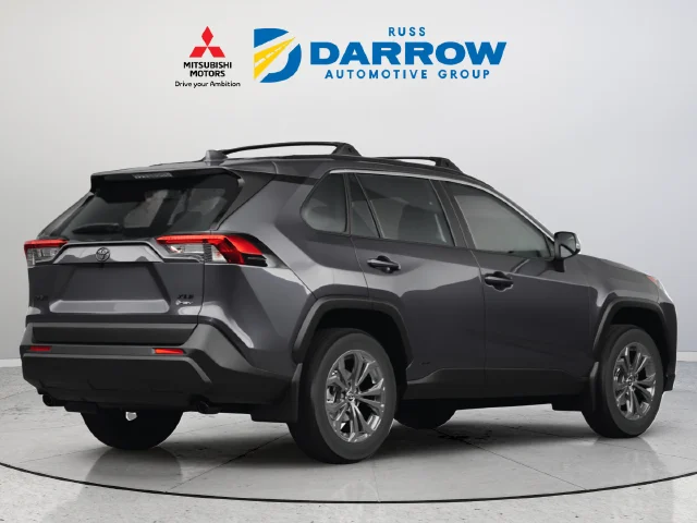 Used 2025 Gray Toyota XLE image 3