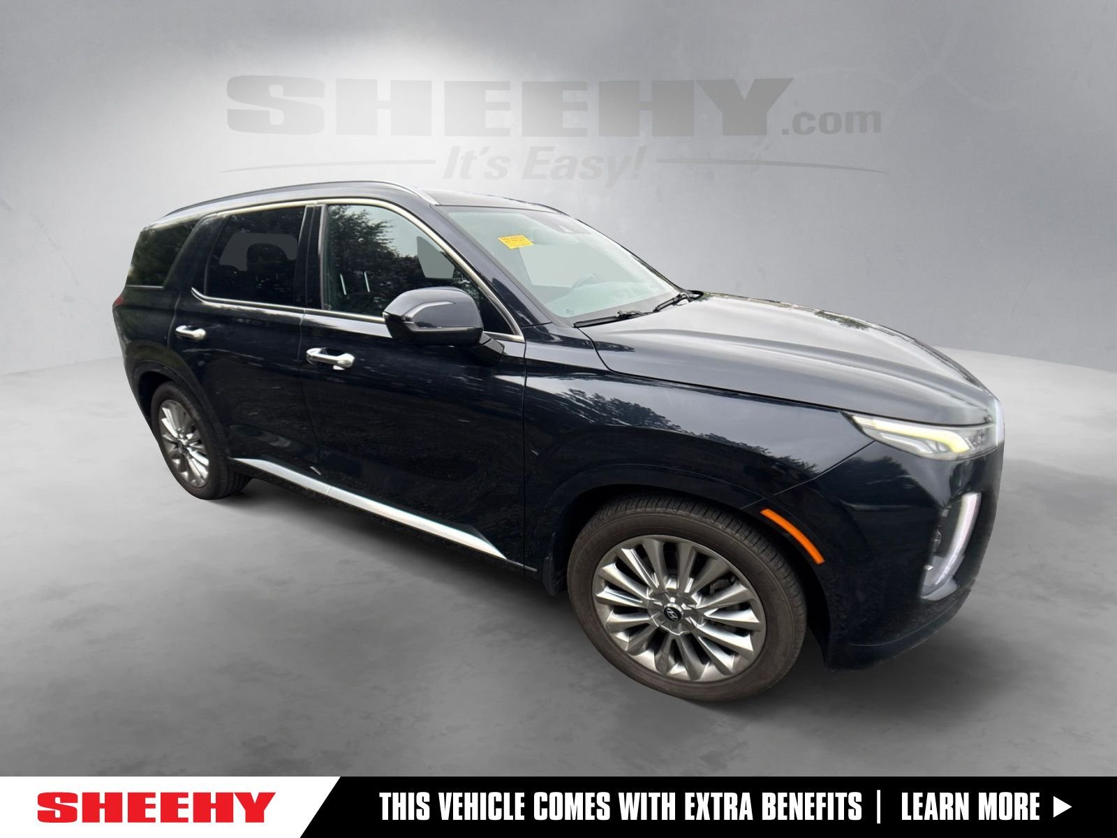 Used 2020 White Hyundai Limited image 1