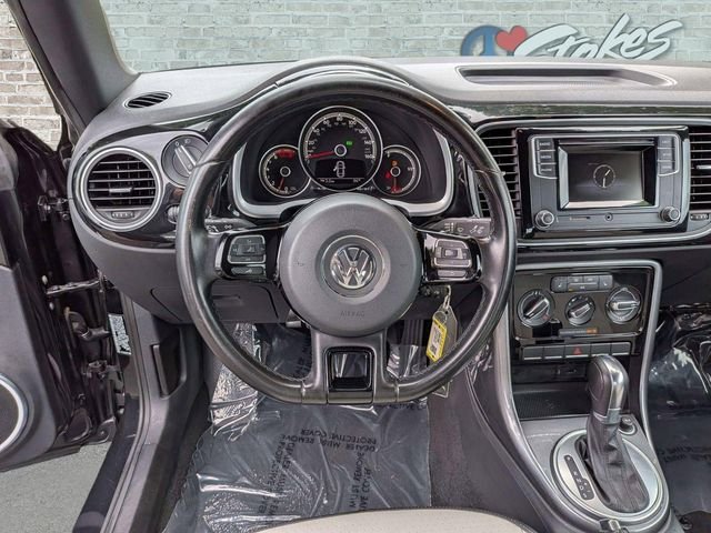 Used 2019 Black Volkswagen 2.0T S image 15