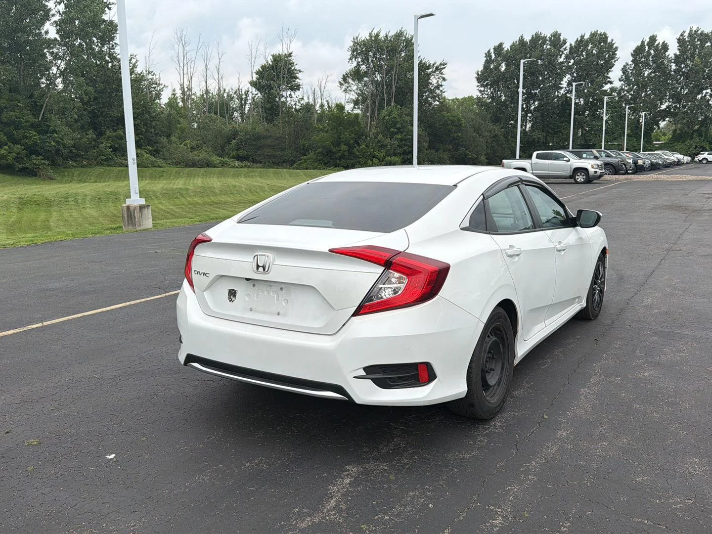 Used 2020 Platinum White Pearl Honda LX image 5