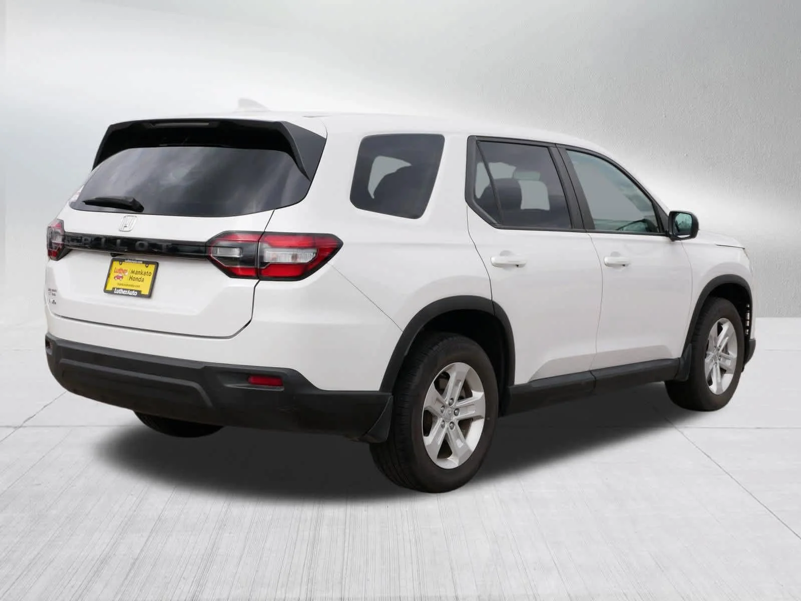 2023 Honda Pilot LX - Photo 43