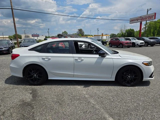 Used 2024 White Honda Sport image 9