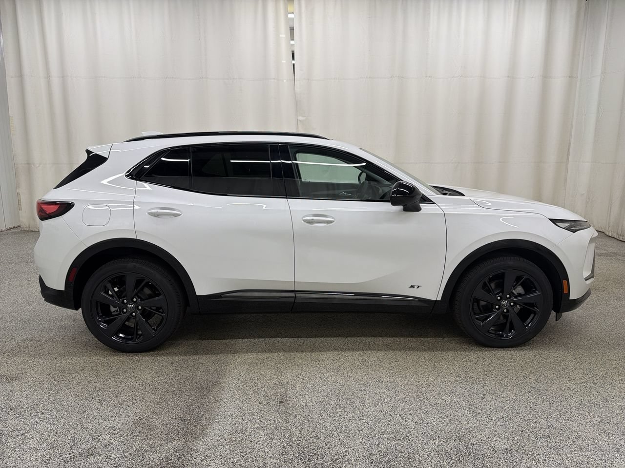 New 2026 Summit White Buick Sport Touring image 5