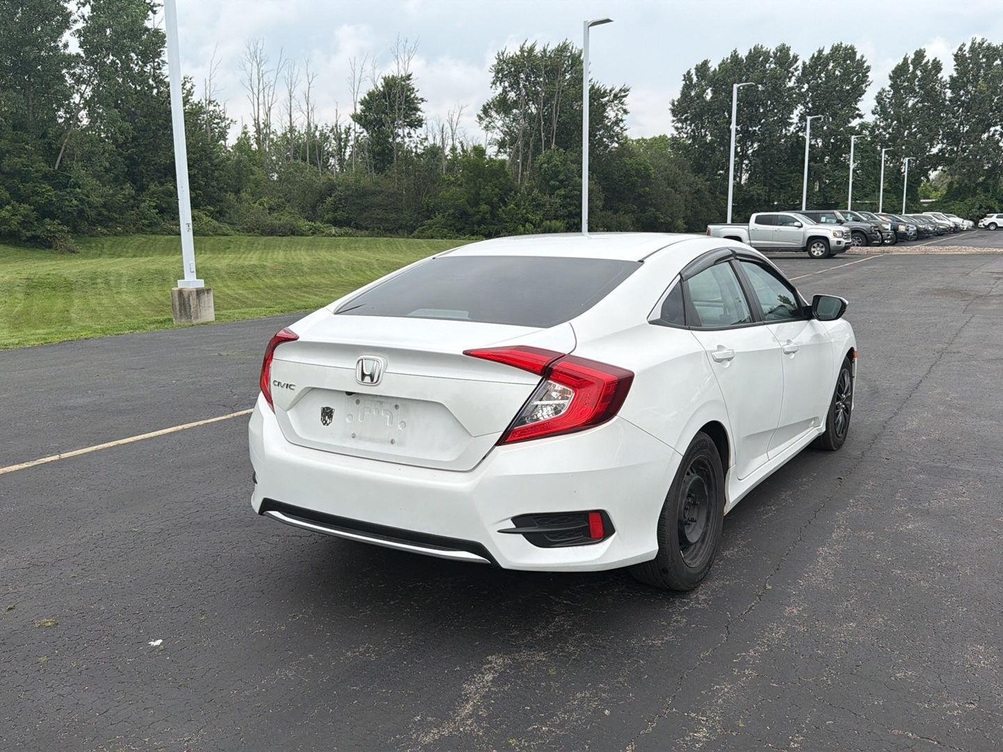 Used 2020 Platinum White Pearl Honda LX image 5