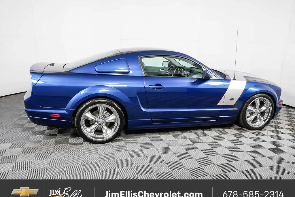 Used 2007 Windveil Blue Metallic Ford GT Premium image 8