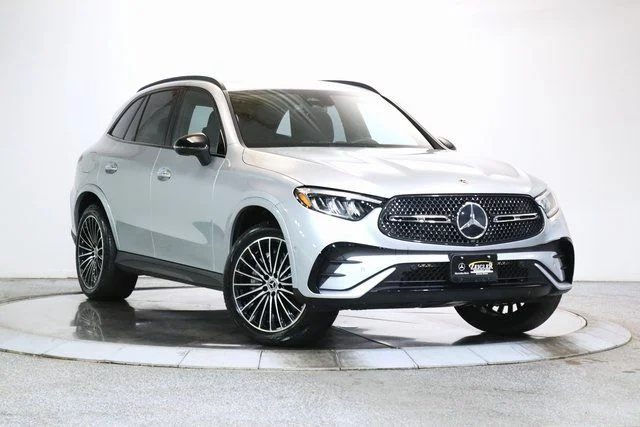 2025 Mercedes-Benz GLC