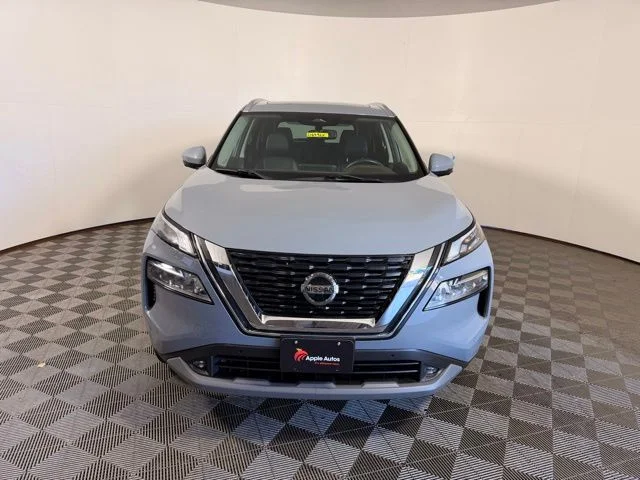 Certified Used 2021 Gray Nissan SL image 3