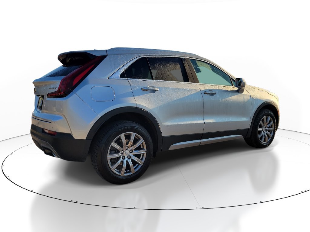Used 2019 Silver Cadillac Premium Luxury image 4