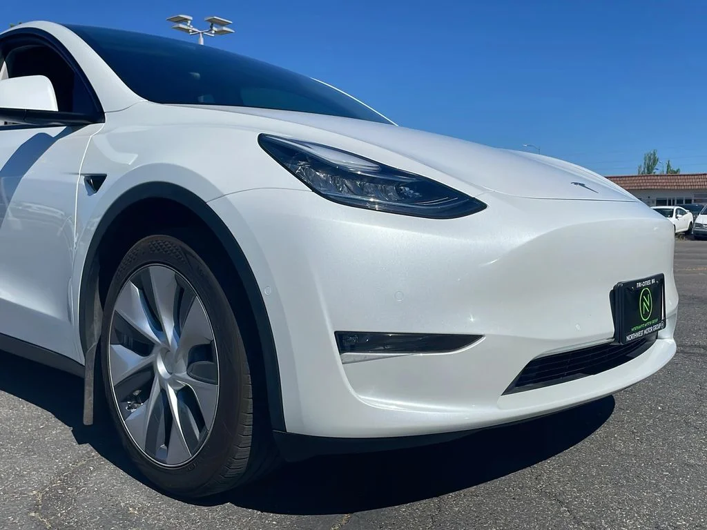 2022 Tesla Model Y Long Range - Photo 25