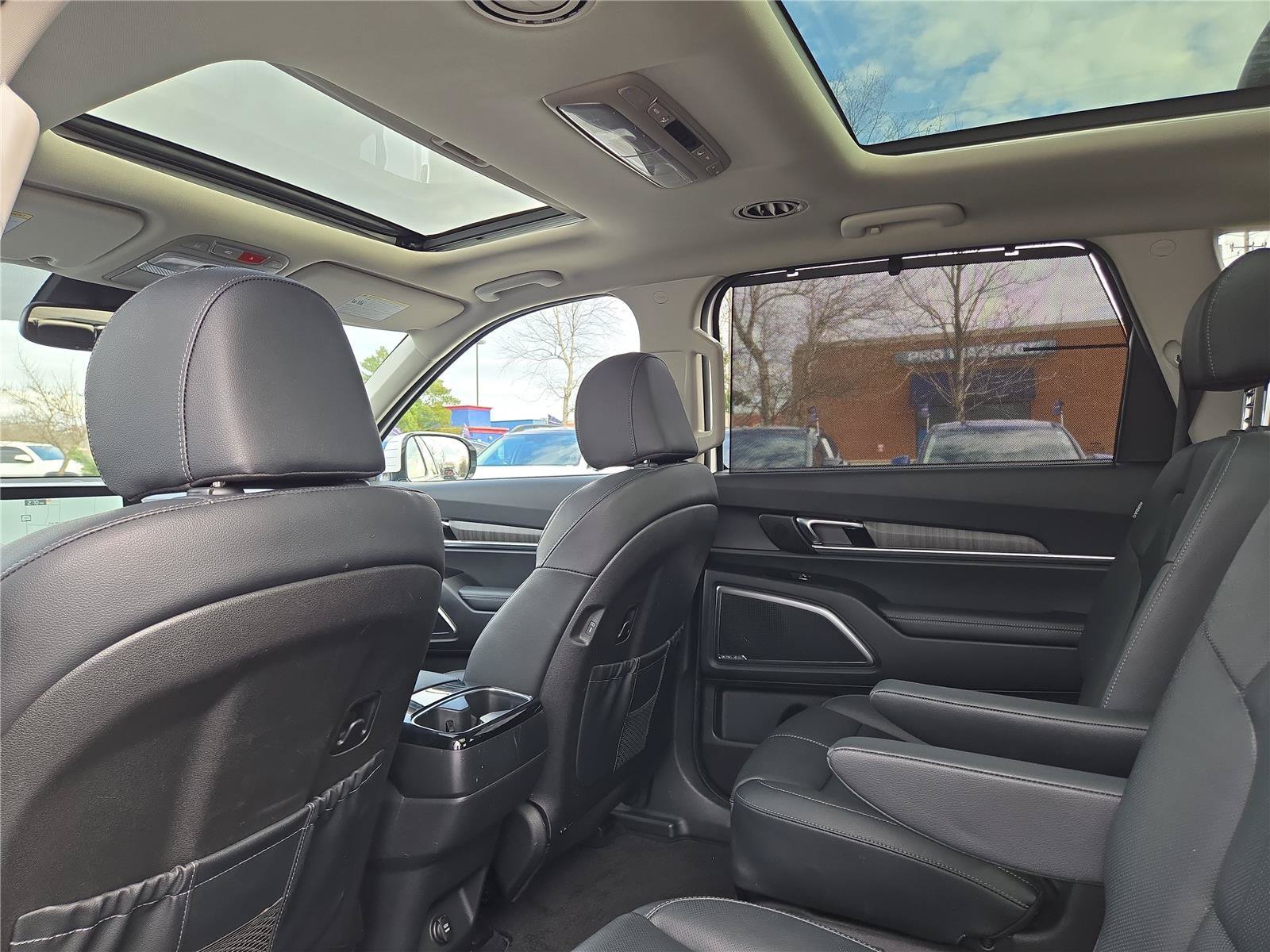 Used 2024 White Kia SX image 14