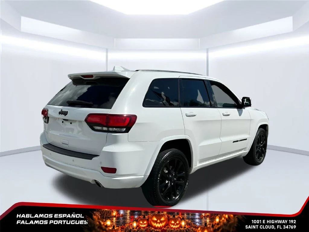 Used 2021 White Jeep Laredo X 4x2 image 6