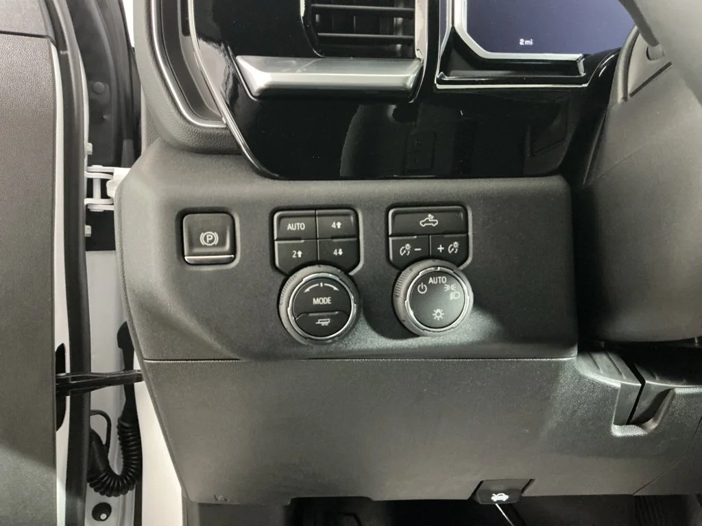 New 2026 White Chevrolet LT image 11