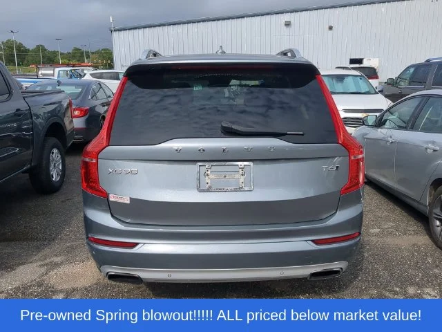 Used 2016 Gray Volvo T6 Momentum image 3