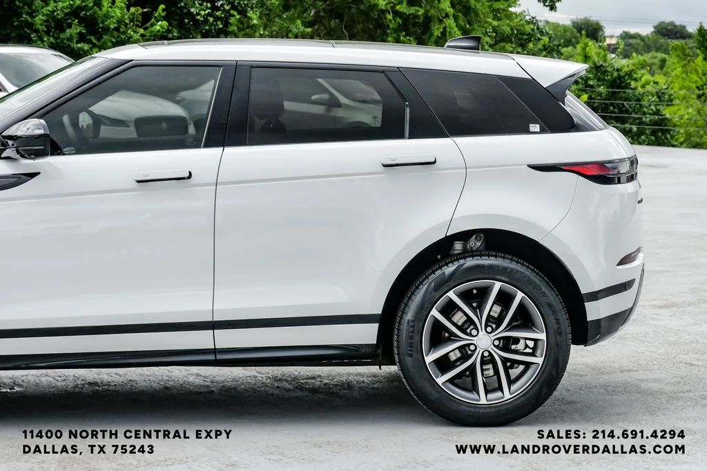 Used 2026 White Land Rover Dynamic image 15