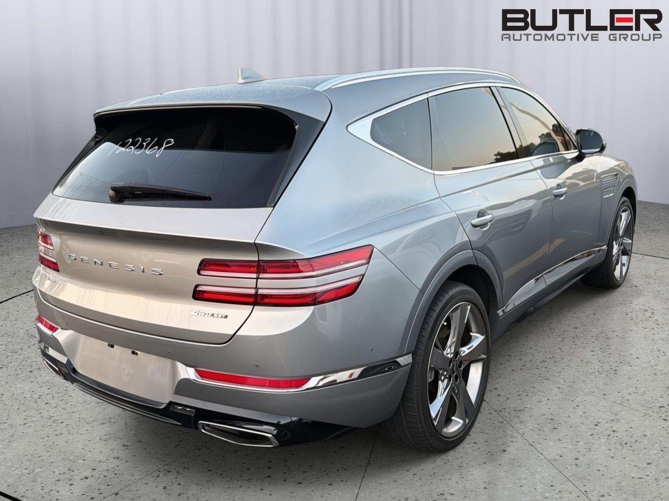 Used 2023 Savile Silver Genesis 3.5T AWD image 8