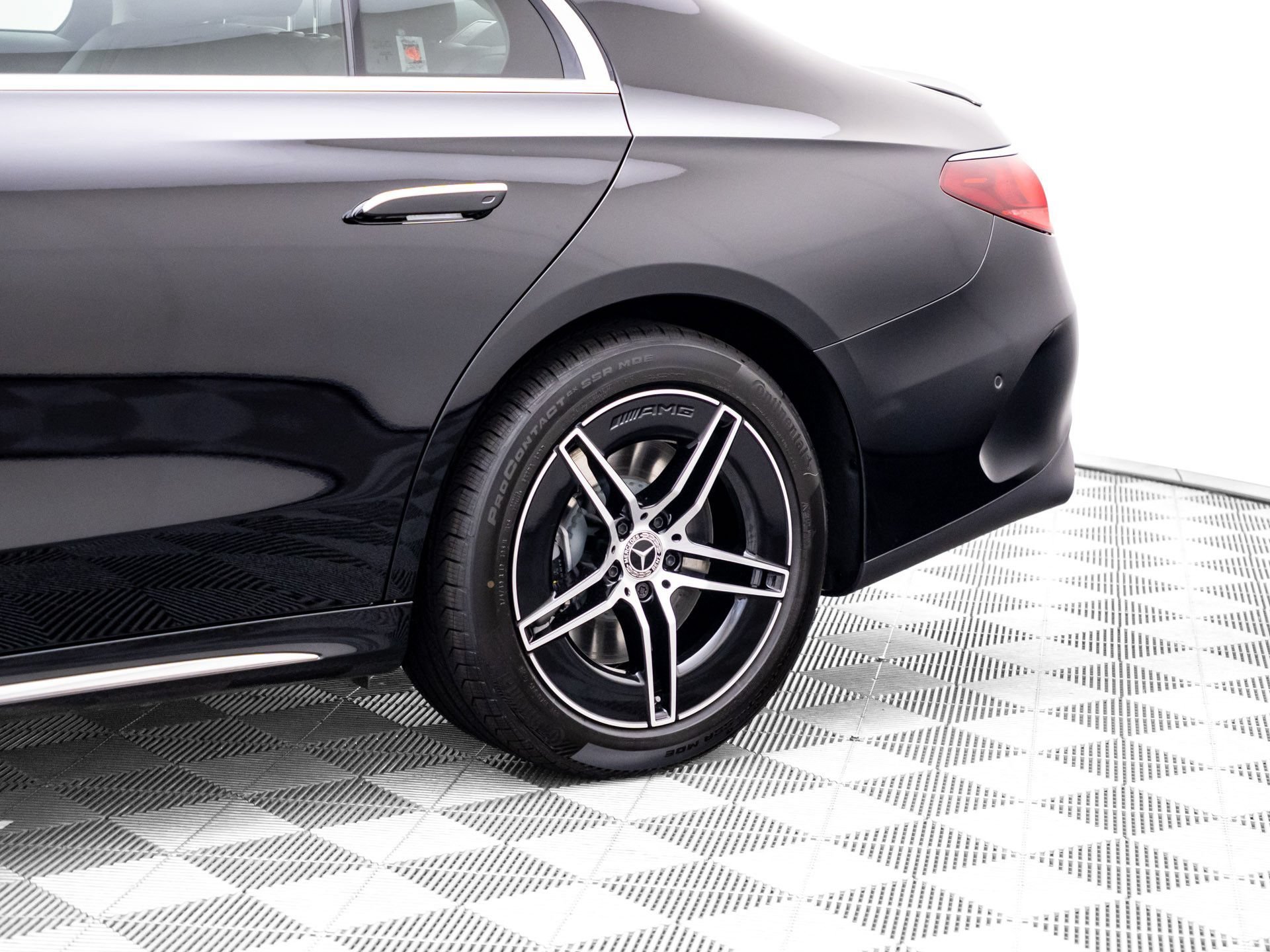 New 2027 Black Mercedes-Benz E 450 image 78