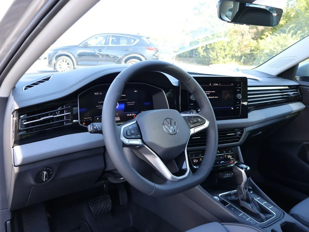 2026 Volkswagen Jetta SE - Photo 19