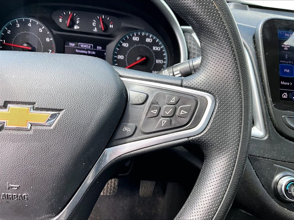 Used 2023 Mineral Gray Metallic Chevrolet LT image 23