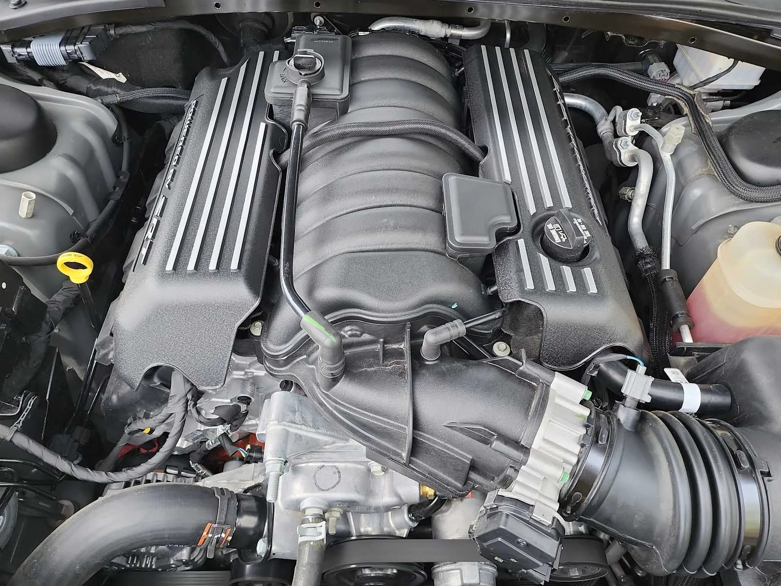 Used 2023 Destroyer Gray Clearcoat Dodge R/T Scat Pack image 13