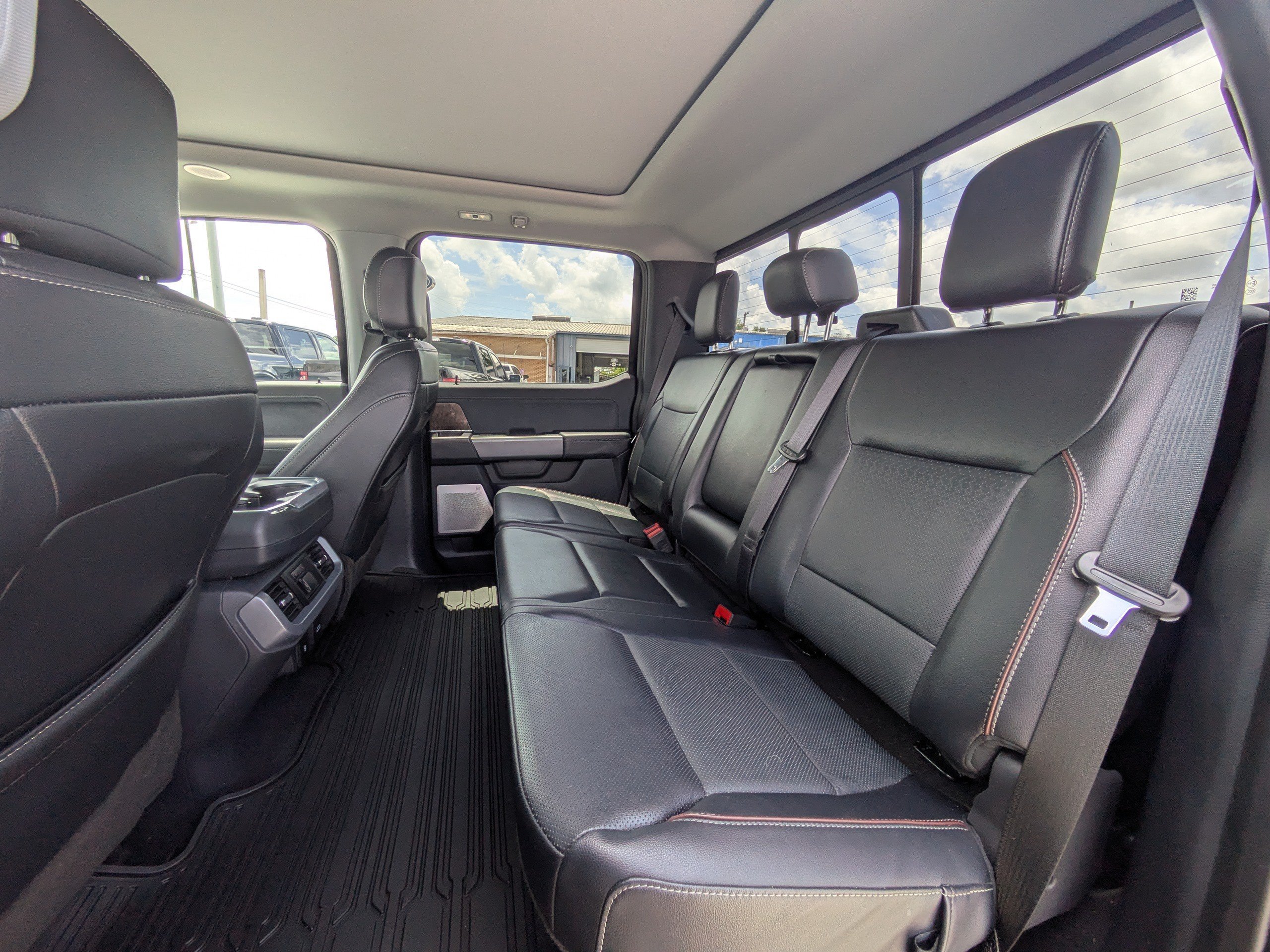 Used 2023 Agate Black Metallic Ford XL image 14