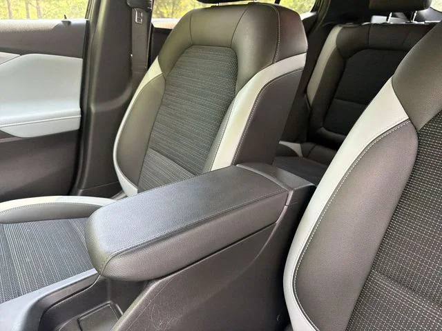 Used 2024 Black Buick Preferred image 21