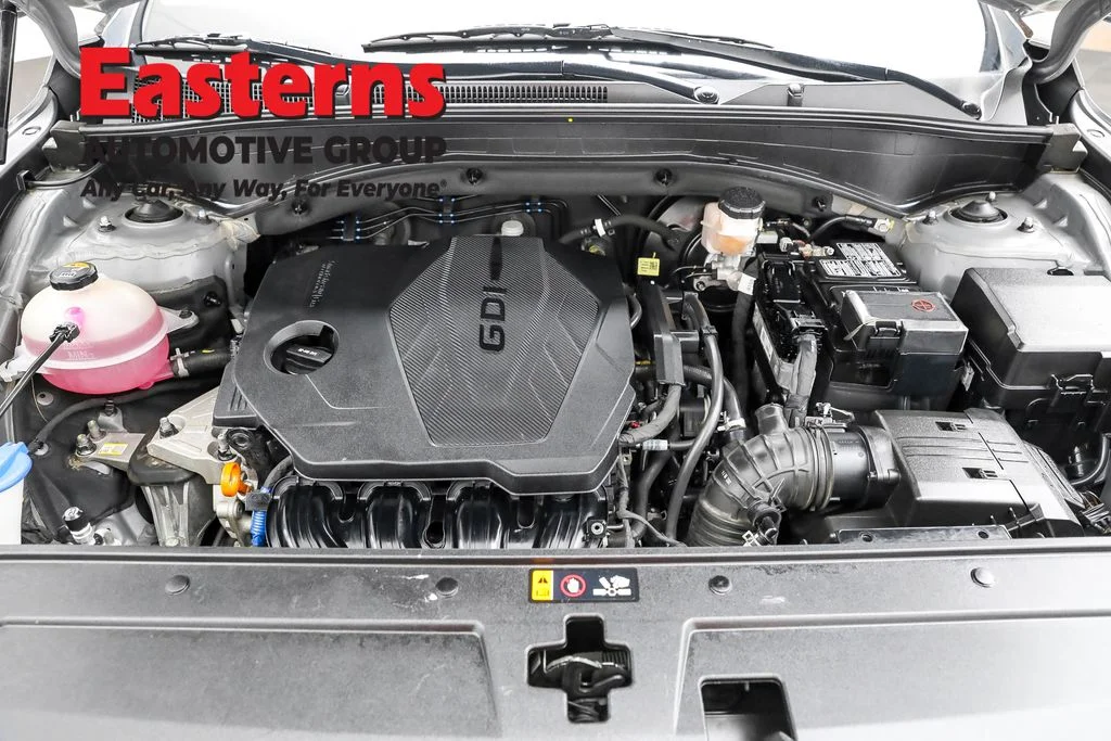 Used 2023 Gray Hyundai SEL image 7