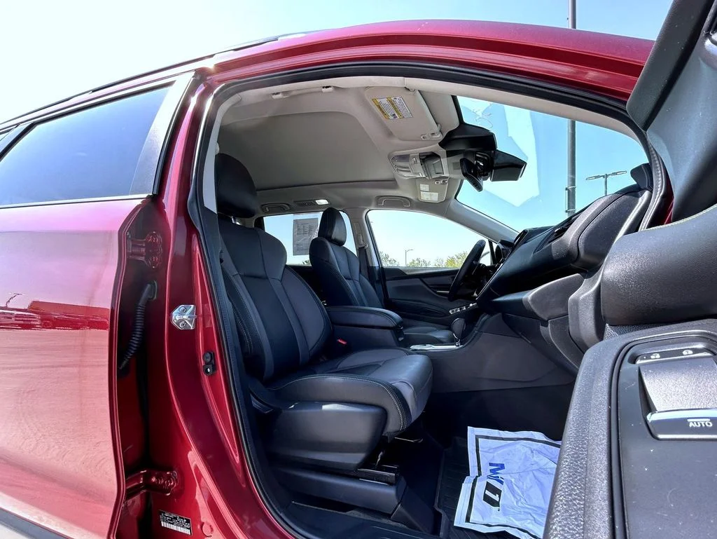 Used 2023 Red Subaru Onyx Edition image 16