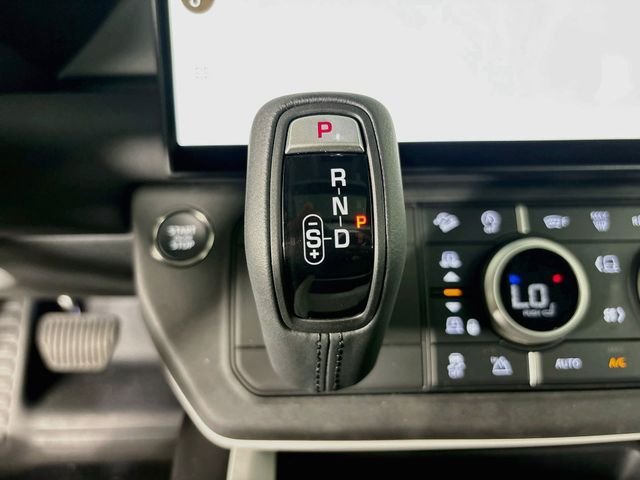 New 2026 Green Land Rover S image 18