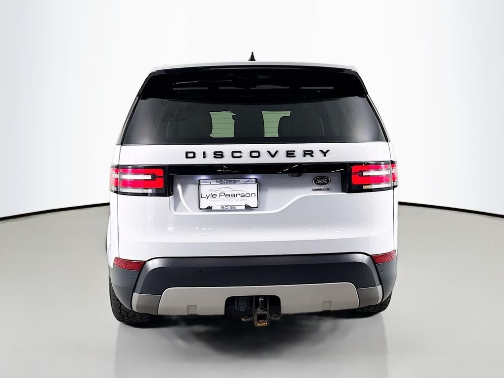 Used 2018 White Land Rover HSE image 10