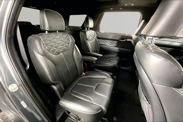 Used 2022 Green Hyundai Calligraphy image 24