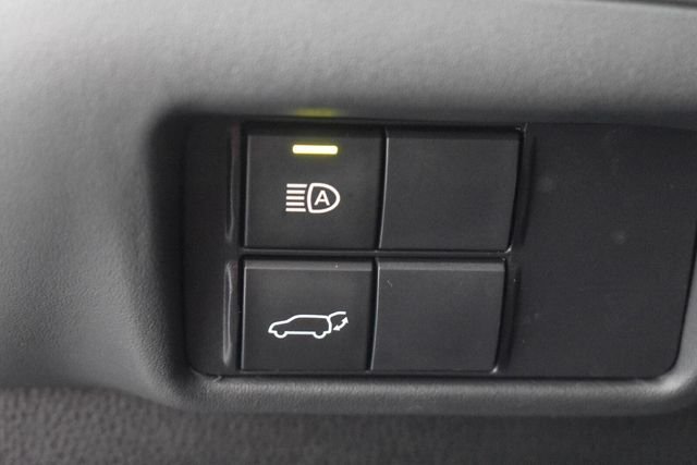 Used 2020 Black Toyota XLE image 29
