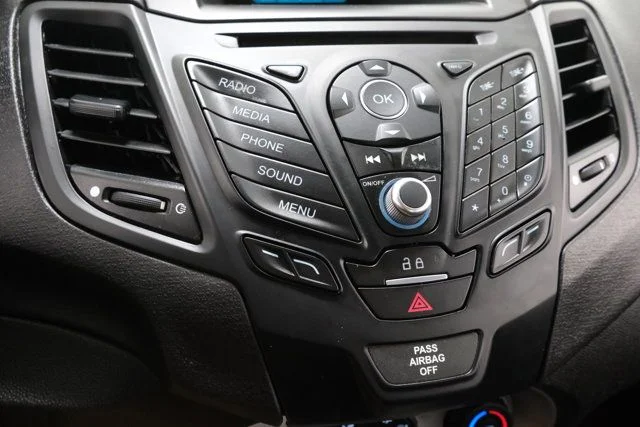 Used 2017 Gray Ford SE image 20