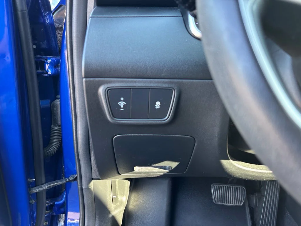Used 2022 Blue Hyundai SEL image 13