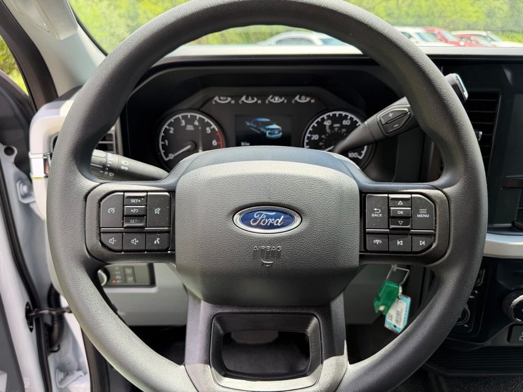 New 2026 Oxford White Ford F-250® XL image 14