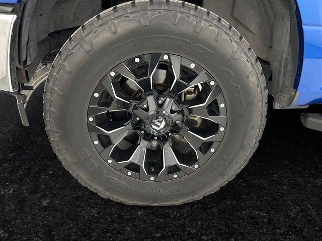 Used 2017 Blue Ford XLT image 27
