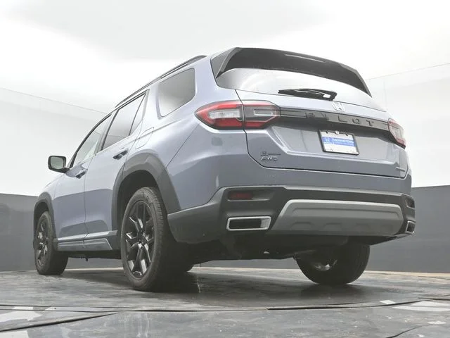 Used 2025 Gray Honda Touring image 46