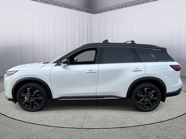 New 2026 2T RAD WHT INFINITI Autograph AWD image 3