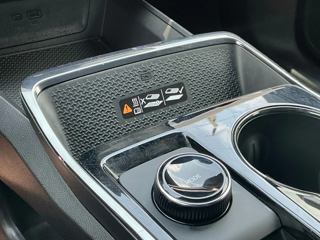 Used 2025 Black Chevrolet RS image 45
